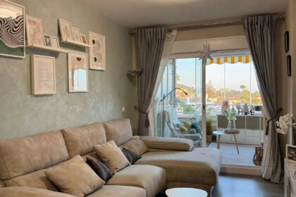 16e1c309d146f8418144a9c879c8ea3b - 3