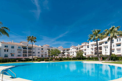 17e4cd05a6d0400d9f05ec8328b3d7f3 - 1