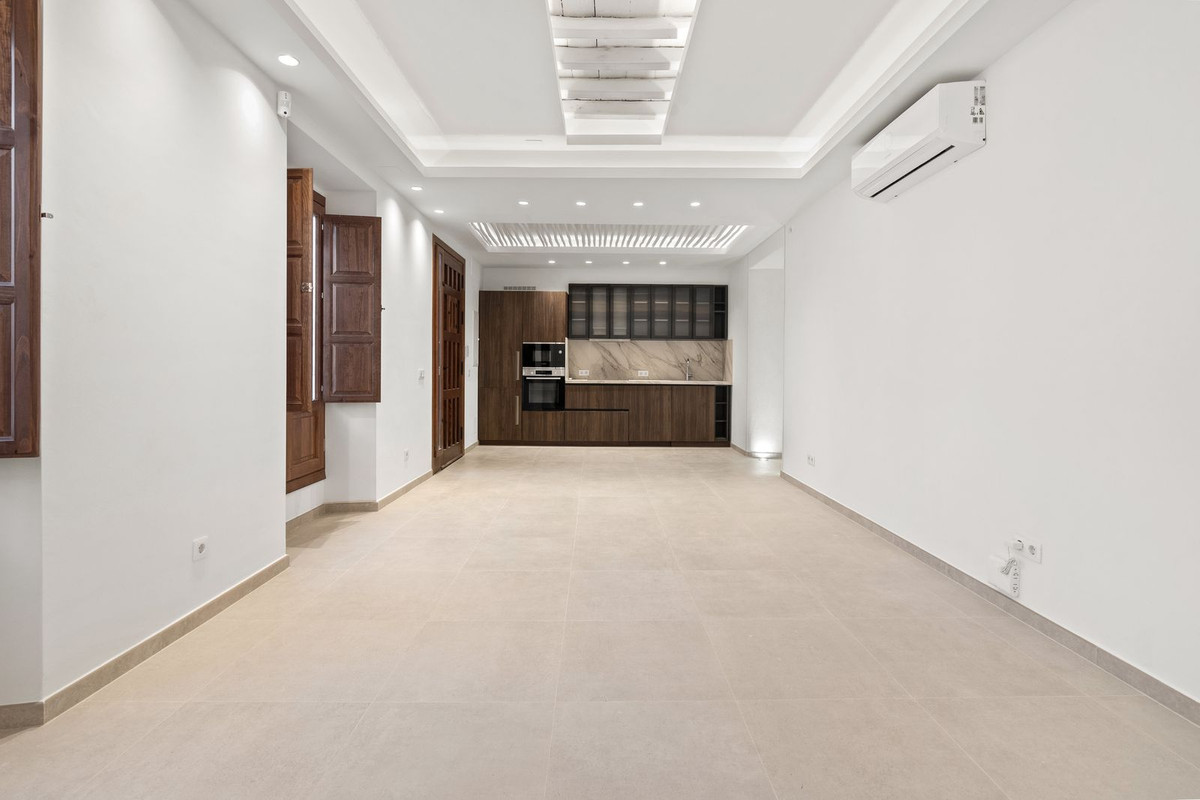 1885238bc494f85535ce46dbe0ab1c05 - 23