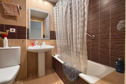 1a58147476355ab520b9c4ccd9d1fcce - 12