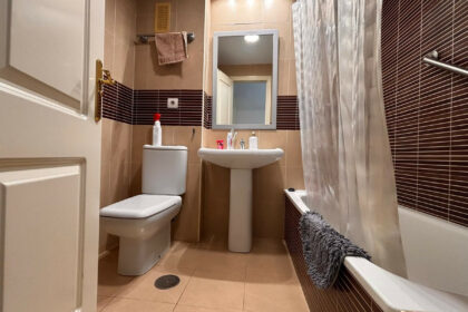 1a58147476355ab520b9c4ccd9d1fcce - 13