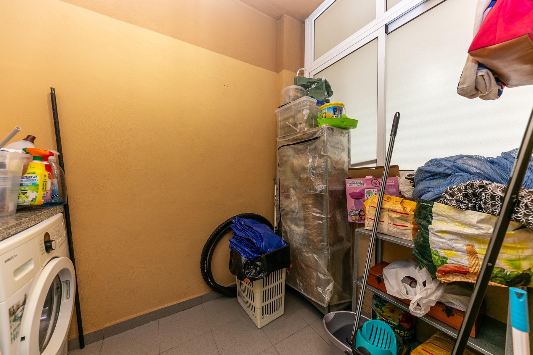 1b9836136a49a51edb3fe6619a1bca3b - 23