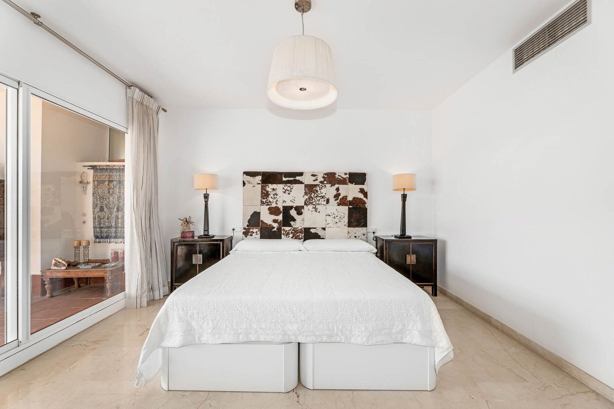 1bd0ae6e14aa49371893aa74a42811fa - 14