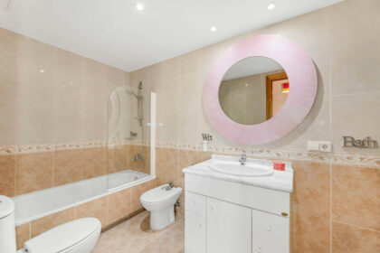 1bd0ae6e14aa49371893aa74a42811fa - 18