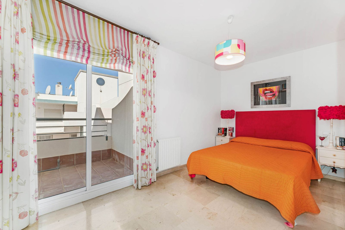 1bd0ae6e14aa49371893aa74a42811fa - 19