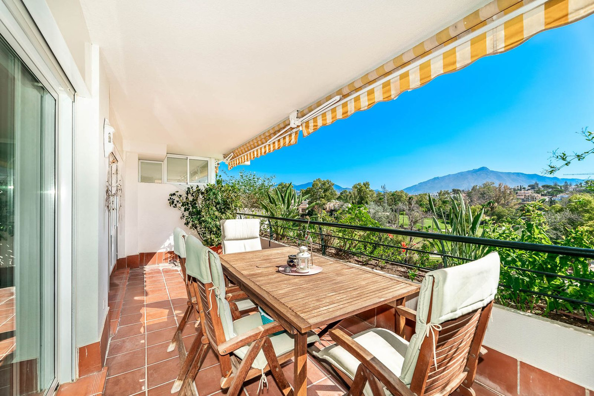 1bd0ae6e14aa49371893aa74a42811fa - 23