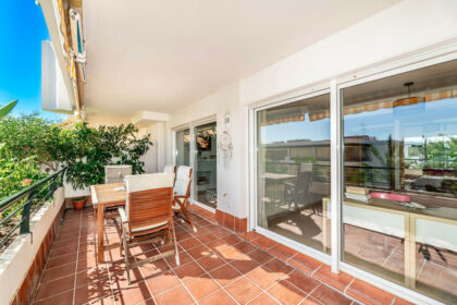 1bd0ae6e14aa49371893aa74a42811fa - 27