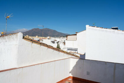 1cdf61673827036b6c313b8ddb4e6b6a - 34