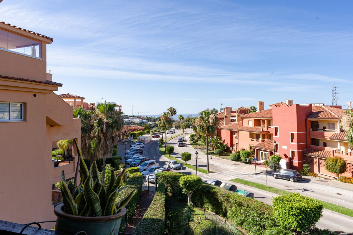 1cf815de52420eb2441ae4e8d180abb1 - 21