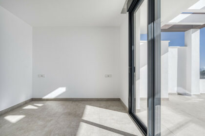 2232963f0d441f2c06828af9dd643fc0 - 22