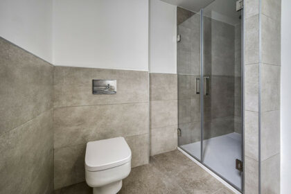 2232963f0d441f2c06828af9dd643fc0 - 27