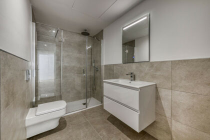 2232963f0d441f2c06828af9dd643fc0 - 33