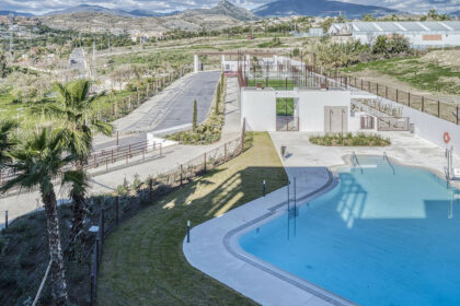 2232963f0d441f2c06828af9dd643fc0 - 47