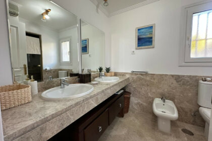 2292c200353459860c597de34782c4a1 - 12