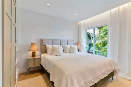 22ea9f2442ad5cabae43566aeb4c1ff4 - 11