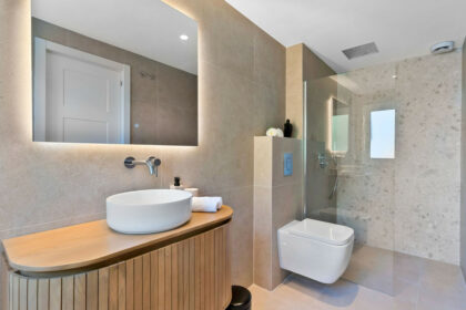 22ea9f2442ad5cabae43566aeb4c1ff4 - 15