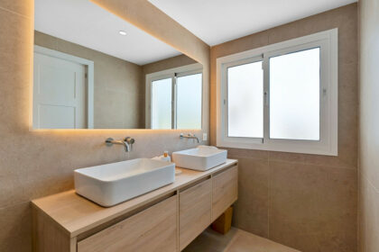 22ea9f2442ad5cabae43566aeb4c1ff4 - 17