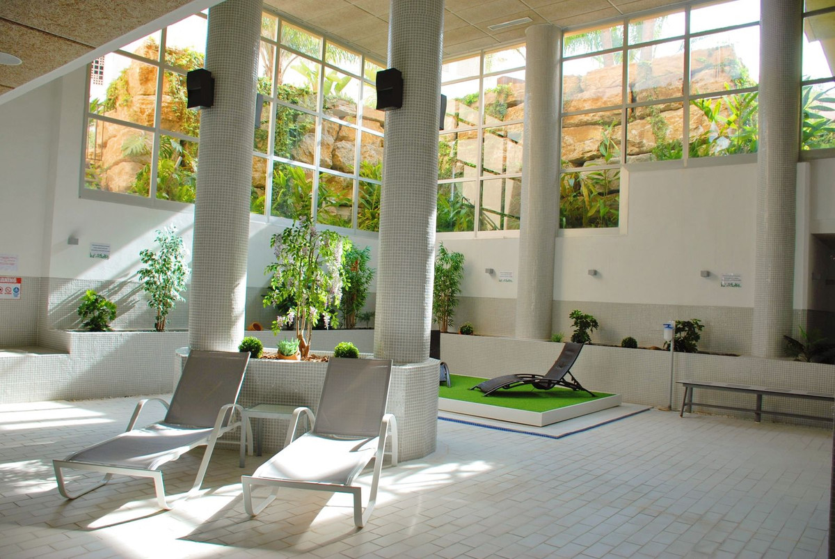 23c5eb68c93c9a48305b9d45a4730582 - 21