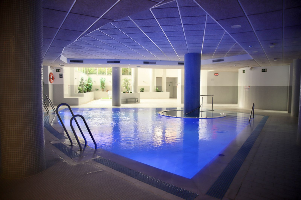 23c5eb68c93c9a48305b9d45a4730582 - 22