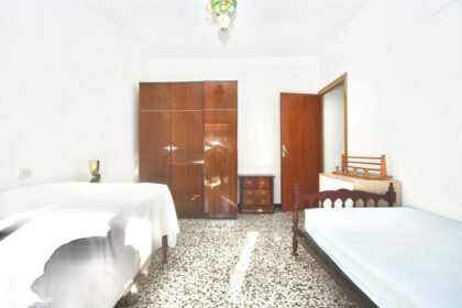 2492d720b606325832dfea537f9cd658 - 11