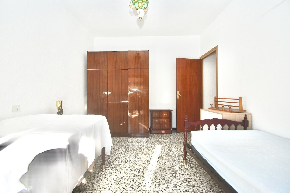 2492d720b606325832dfea537f9cd658 - 11