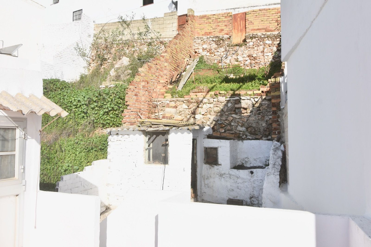 2492d720b606325832dfea537f9cd658 - 20