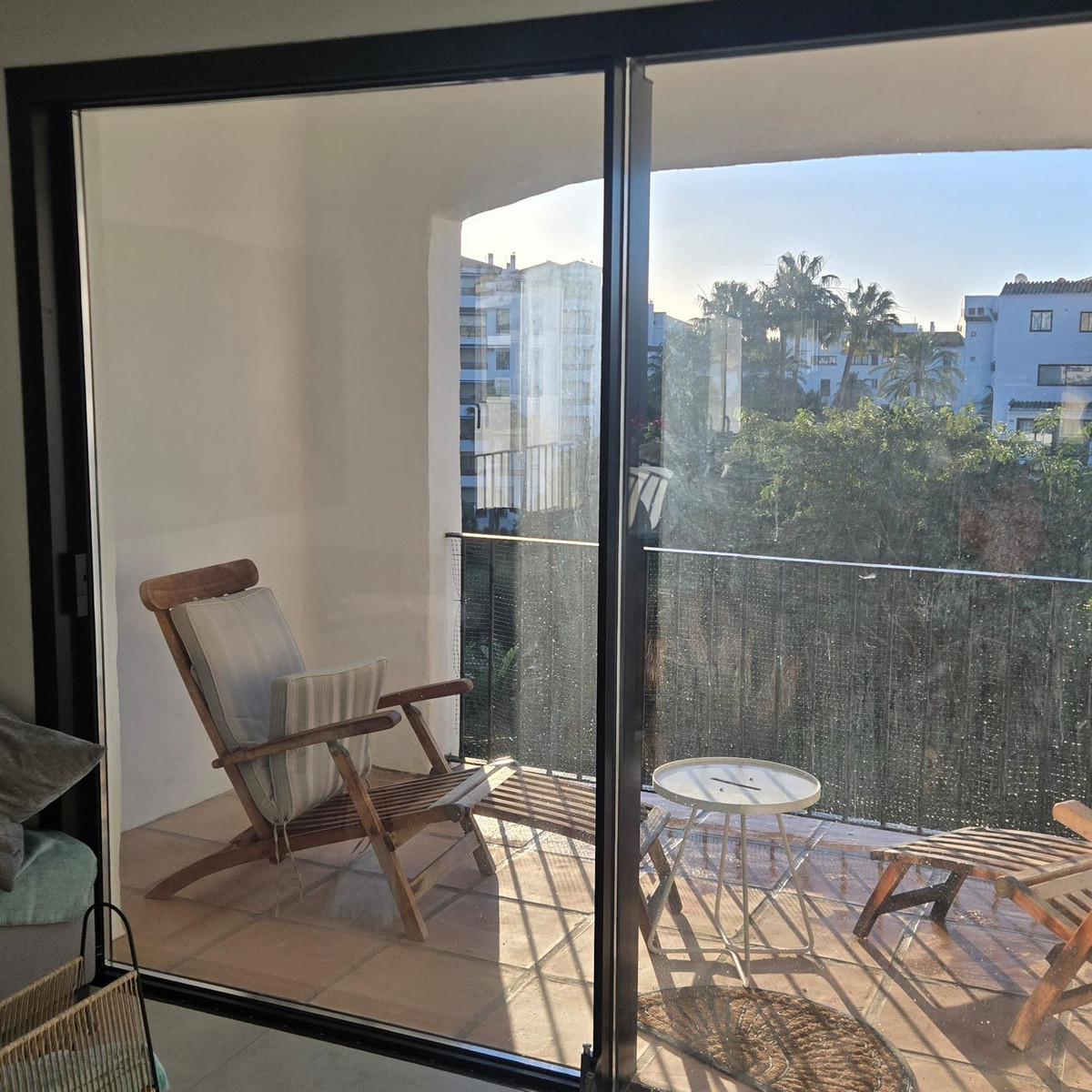 24c25729867f03cb5fdf6a46f46fb998 - 12