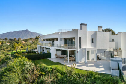 24c8e4ab7a926bdcb813279e858d6ca4 - 1