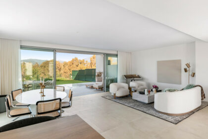 24c8e4ab7a926bdcb813279e858d6ca4 - 11