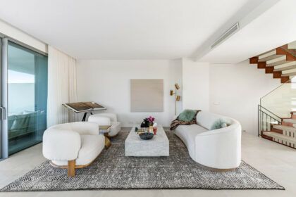 24c8e4ab7a926bdcb813279e858d6ca4 - 14