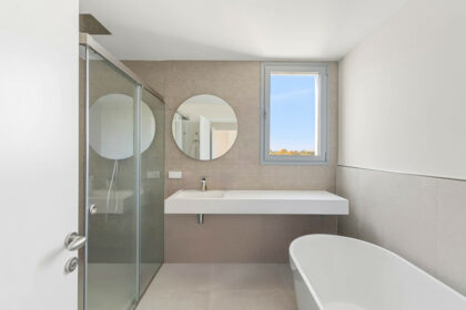 24c8e4ab7a926bdcb813279e858d6ca4 - 19