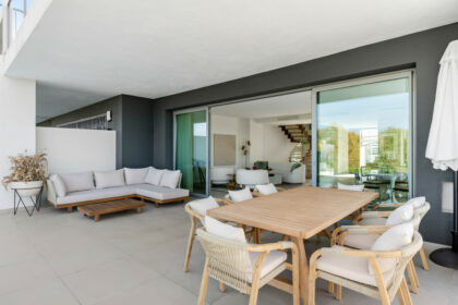 24c8e4ab7a926bdcb813279e858d6ca4 - 25