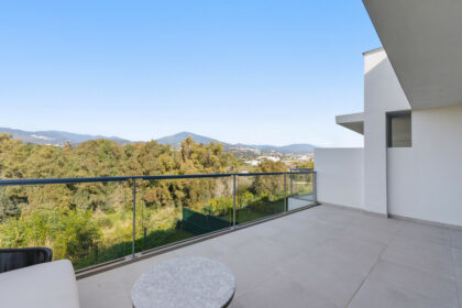 24c8e4ab7a926bdcb813279e858d6ca4 - 32