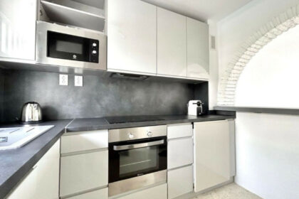 2601ea76be286d87154e712a8e30a5c2 - 9