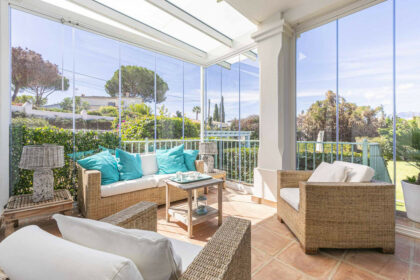 2639e6ff439d580781b2d4c5dee15bd9 - 12