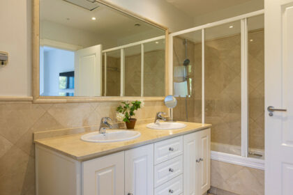 2639e6ff439d580781b2d4c5dee15bd9 - 18