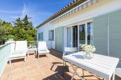 2639e6ff439d580781b2d4c5dee15bd9 - 21