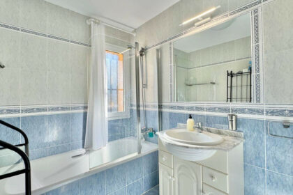 2837220ee3f4d36606145208e40307ad - 18