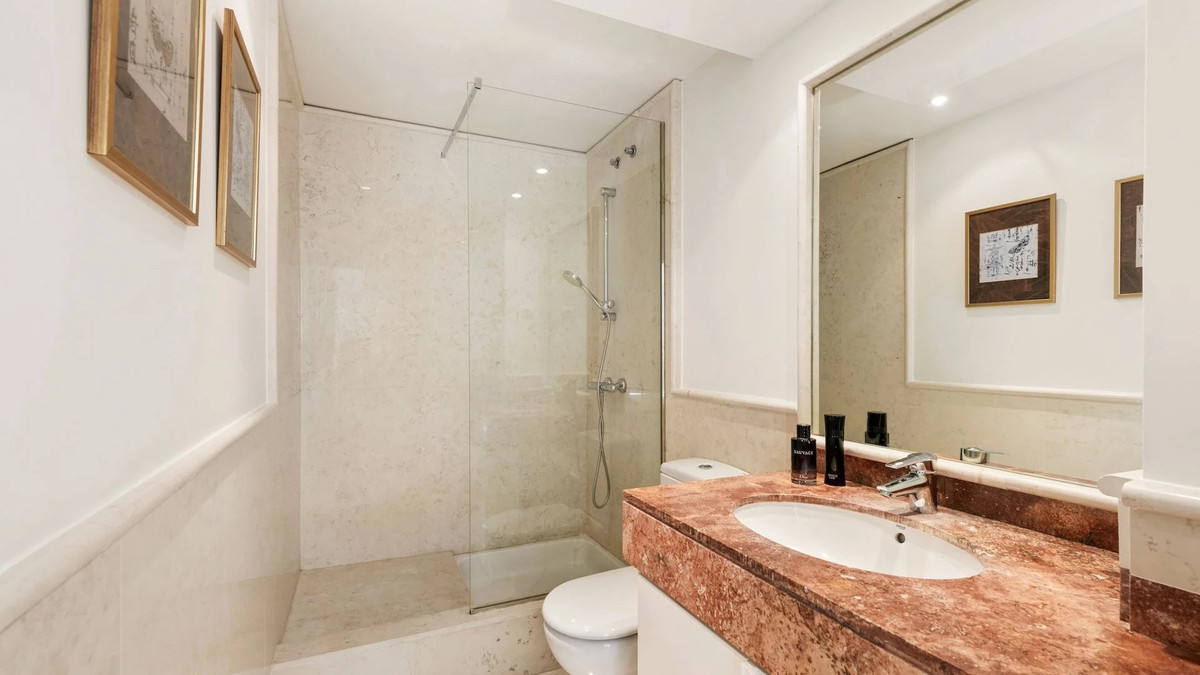 290bf06b79cbd3550a35610f0f6a7253 - 17