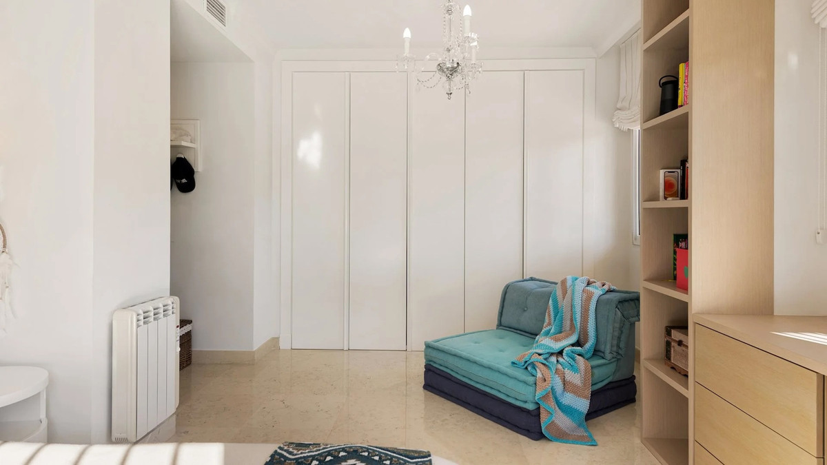 290bf06b79cbd3550a35610f0f6a7253 - 19