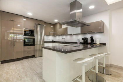 29f94847edef206f21baf998f628f449 - 1