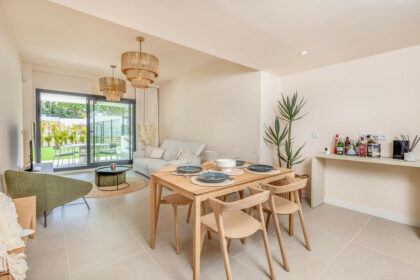 2a136ce936721e21415f3a5ada03ecdb - 10