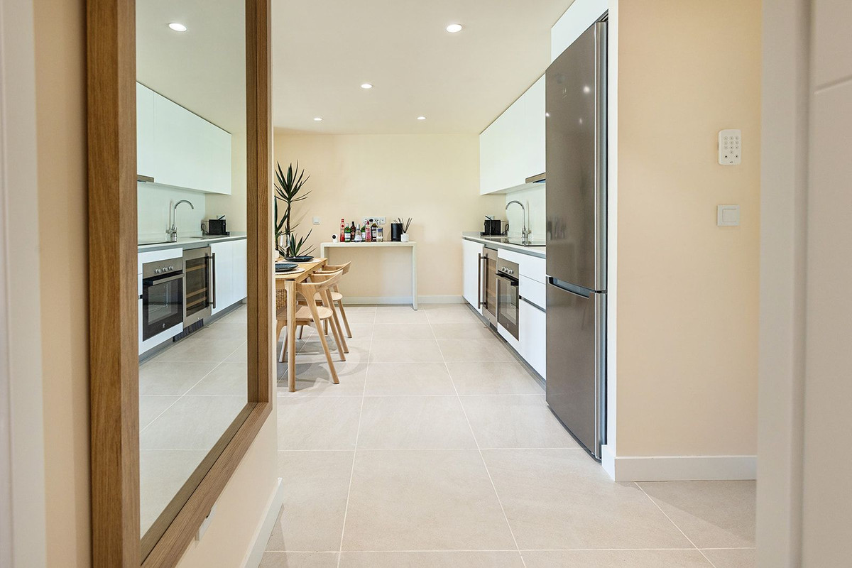 2a136ce936721e21415f3a5ada03ecdb - 13