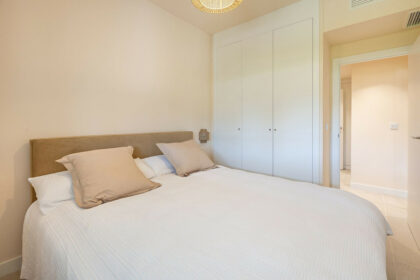 2a136ce936721e21415f3a5ada03ecdb - 17