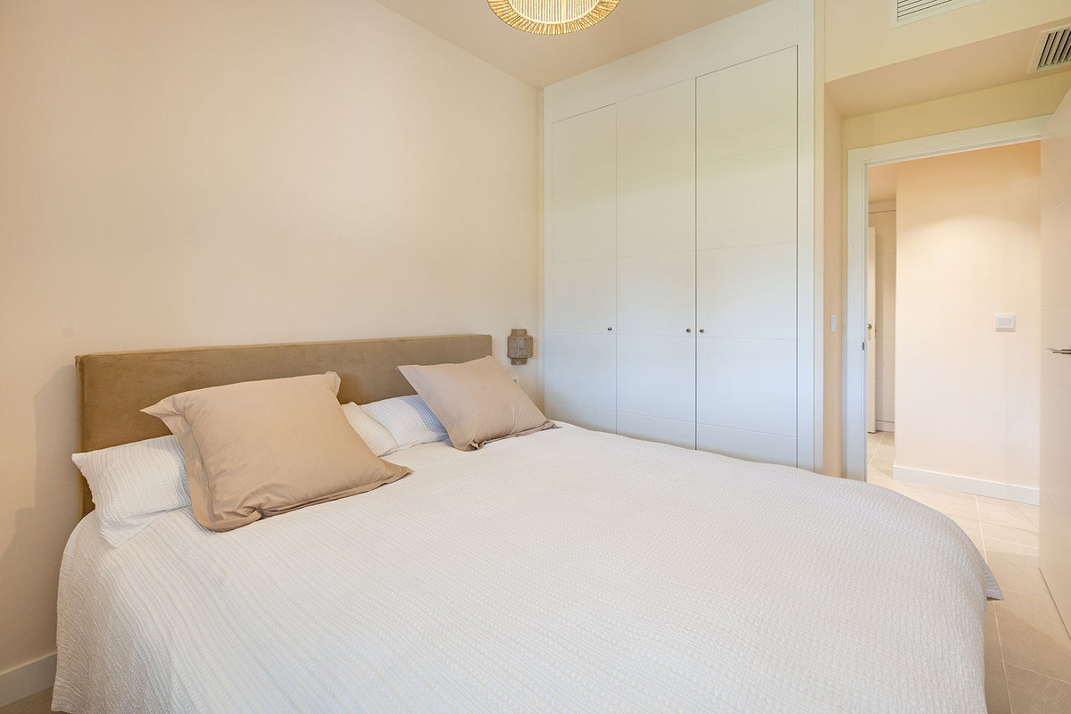 2a136ce936721e21415f3a5ada03ecdb - 17