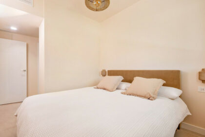 2a136ce936721e21415f3a5ada03ecdb - 18