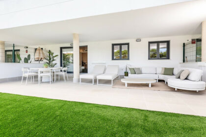 2a136ce936721e21415f3a5ada03ecdb - 4