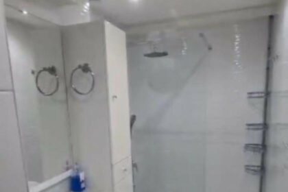 2b196002f41d12c998ac3302625b5225 - 9