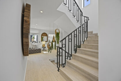 2d426816a14211a19040cbfb7d87ec81 - 14