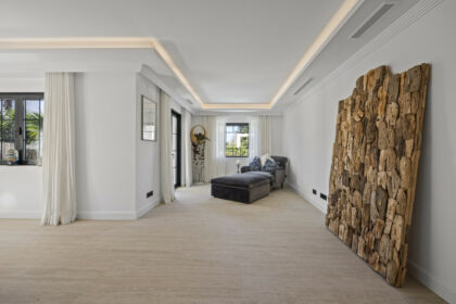 2d426816a14211a19040cbfb7d87ec81 - 25